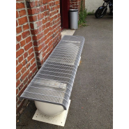 Caillebotis pressé sur-mesure pour mobiliers urbains - en acier, inox ou aluminium_2