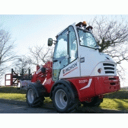 Engin polyvalent avec transmission hydrostatique Bosch Rexroth