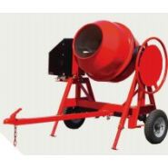 Bétonnière tractée BBFT200T avec cuve de 180 litres et moteur thermique