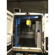 Équipement de levage pour portes arrière ou latérales de fourgons