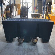 Lot de 5 bacs de rétention 4 fûts en PEHD - 475L - caillebotis acier galvanisé - charge max 1000kg - coloris noir_2