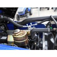 Tracteur sans cabine équipé de pneus radiaux et frein à bain d'huile