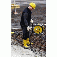 Aiguille vibrante wacker neuson alimentée par un convertisseur de fréquence externe_2