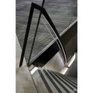 Garde-corps en verre - EeStairs Nederland BV - TransParancy, design discret et normes de sécurité_2