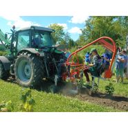 Outil agricole pour le contrôle des mauvaises herbes