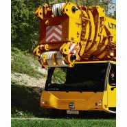 Grue lourde Liebherr LTM 1650-8.1 adaptée aux charges extrêmes