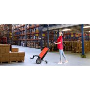 Matériel logistique pour transporter des charges lourdes