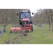 Broyeur forestier avec options de déport mécanique et hydraulique