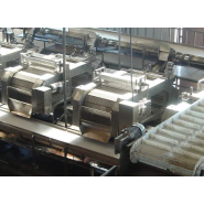 Dénoyauteuse par poussée ou pincement -Production de 200Kg à 3000kg par heure_2