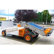 Récolteuse de légumes automotrice 8200 Herbex - Ortomec SRL - largeur de tête 130 à 180 cm_2