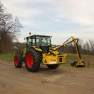 Théa - épareuses et broyeurs forestiers, bras droit ou avancé, pivot central 115°_2