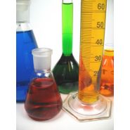 Additif de tribofinition pour le polissage, ébavurage ou dégraissage des pièces...