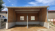 Abri à fourrage poteaux métal - ABR013 - bois Douglas, poteaux acier galvanisé, toiture anti-condensation_2