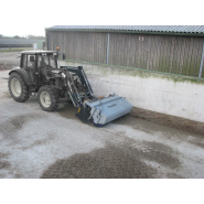 Godet balayeur industriel Emily Clean - ramassage de tout type de déchets - adaptable et équipé de balai polypropylène_2