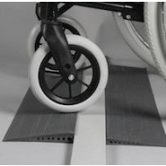 Mini rampes en caoutchouc MRC - adaptées aux petites différences de niveau - antidérapantes - marque Romus_2