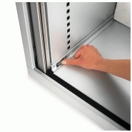 Armoire métallique à portes battantes et rayonnages - amt_2