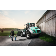 Chargeuse sur pneus Kramer KL70.8 - maniabilité, tout-terrain, efficacité pour l'agriculture_2