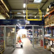 Cloison grillagée pour la délimitation des zones de stockage et la fermeture des stockages sensibles_2