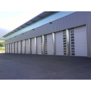 Porte sectionnelle industrielle sur mesure - ISO V40 - panneaux injectés ou vitrages, fabrication française_2