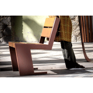 Chaise Quatro S UM377SM - Piètement en fonte ductile avec traitement anticorrosion Ferrus - Lattes en bois tropical_2