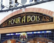 Enseignes en verre - Lettres en relief dorées - Tradition et prestige_2