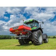 Distributeur d'engrais Kverneland compact adapté à tout type de tracteur