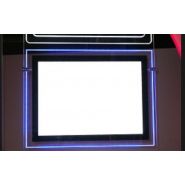 Rio - Porte-affiche LED Displaylight - Portrait A4 - Luminosité 7000 Lux - Installation sur câbles ou murale_2