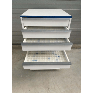 Meuble d'occasion de laboratoire avec tiroirs - 9 tiroirs sur pieds métal - ATEX - P21091156_2