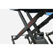 Pont élévateur à double ciseaux  idéal pour les travaux professionnels de maintenance et de réparation automobile - KROEMER XX55_2