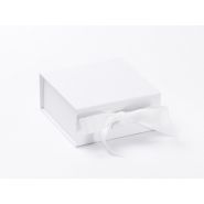 Boîtes pliantes aimantées avec ruban - Bnbs - 109x98x45 - carton haute densité - personnalisations possibles_2