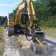 Fraise hydraulique pour pelle hydraulique et mini-chargeuse - Pression bar 300 - 350 - MB-R700_3