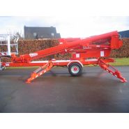 Élévateur à nacelle pour travaux de peinture et installation de panneaux solaires