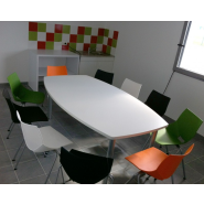 Table de réunion spacieuse et polyvalente pour espaces collaboratifs_2