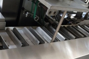 Encartonneuse multifonction - Zhonghuan Packaging Machinery Co., Ltd - mise en carton de tablettes, bouteilles et pliages automatiques_2