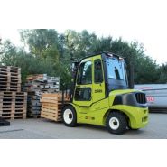 GTS20-33 - Chariots élévateurs frontaux thermiques Clark - Capacité 2000 à 3300 kg - Fiabilité et performance_2