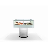 Vitrine pâtisserie et chocolats sur colonne_2