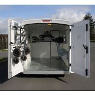 Centaure 4900 avec porte avant à vérin et fermeture à clé