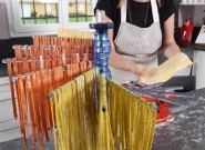 Séchoir à pâtes repliable Marcato - 16 bras - Ref. Pattacap - Capacité 2 kg - Acier chromé et polycarbonate - Fabrication italienne_2