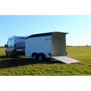 Remorque avec roues renforcées et ailes ABS antichoc