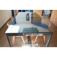 Table en conteneur - showroom en container maritime - Plateau en verre - Eurobox_2
