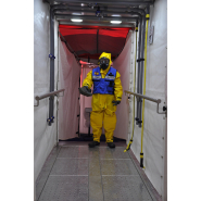 Conteneur de décontamination 20 pieds certifié CRC - utilisation facile et mise en service rapide - jusqu'à 180 personnes par heure_2