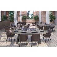 Fauteuil Romi - dossier matelassé, structure en acier noir, revêtement en similicuir Kavita_2