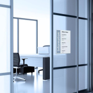 Plaque signalétique CristalSign - Slim® 210 x 297 mm extraplate - Réf : 220304 - Encombrement hors tout : 214 x 304 x 10 - Arrondi côté : 210_2