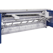 Cisaille à tôle motorisée Metallkraft MTBS 1540-40 T - butée arrière numérique et coupe inox_2