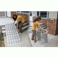 Rampe d'accès enroulable 153 x 76 cm - ROLL a RAMP - pliable avec capacité 450 kg_2