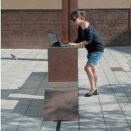 Banc public en bois moderne - EUDALD III par Comas-Pont Architectes - très grande taille, polyvalent, acier corten_2