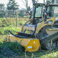 Débroussailleuse pour chargeuse Série DC_2