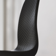 Chaise idéale pour les environnements contract, les espaces sociaux ou la restauration - Nut_2