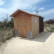 Toilettes publiques extérieures saniter / 2 cabines / 4 x 2 x 2.5 m