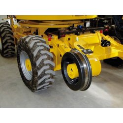 Nacelle articulée puissante, maniable et sûre avec une hauteur de travail jusqu'à 19 m, conçu pour les travaux aériens ferroviaires et à usage civil - rr 19/500